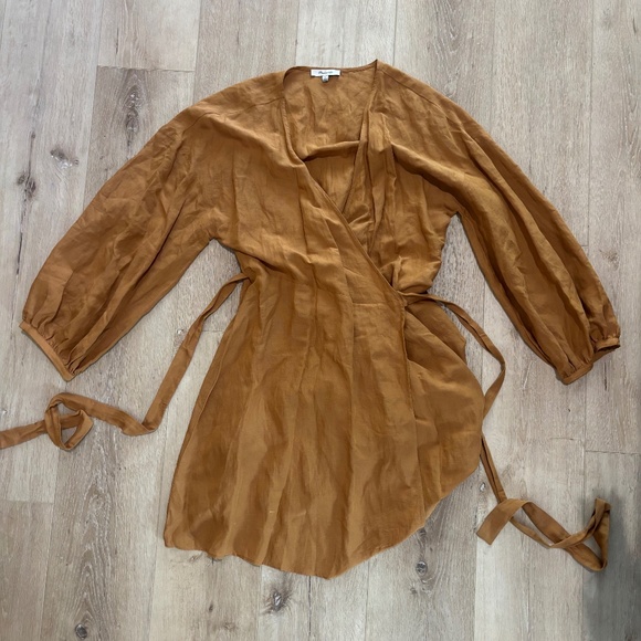 Madewell Dresses & Skirts - Madewell Wrap Around Dress in gold Small